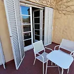 Alamo Hostel&Suites
