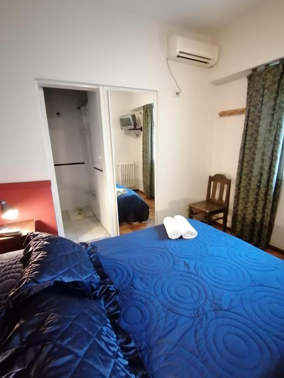 Alamo Hostel&suites Hostal